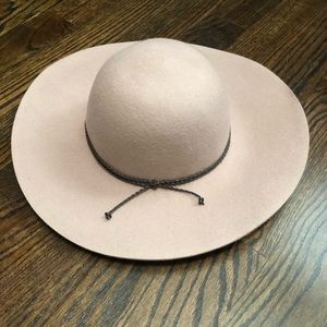 Dusty rose floppy hat